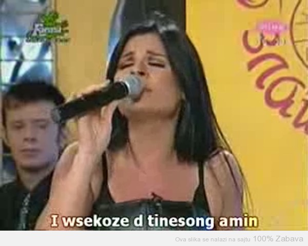 Maja Marijana peva na izmišljenom jeziku