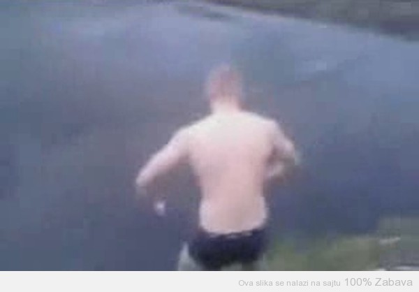 Skok u hladno jezero